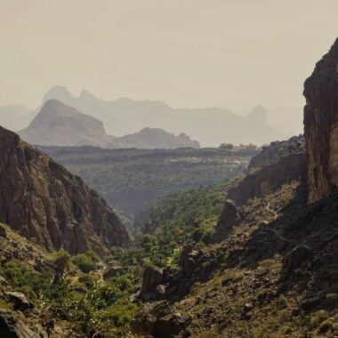 معلومات تعرفها لأول مرة عن جبل الثبت أحد أعلى 10 قمم جبال فى مصر