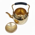 photo_5805601551815478615_y